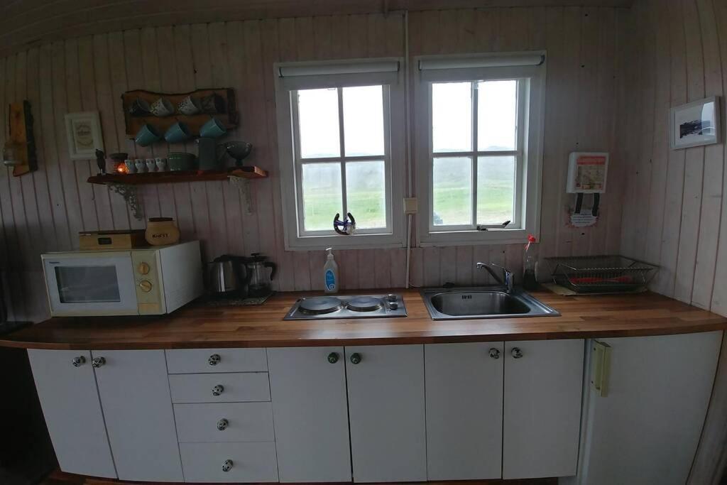 Stori-Bakki Cosy Cottage-Alfabakki-With Hot Tub מראה חיצוני תמונה