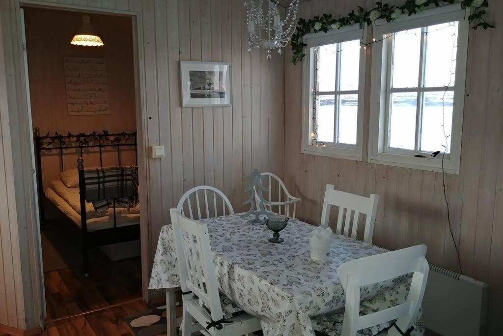 Stori-Bakki Cosy Cottage-Alfabakki-With Hot Tub מראה חיצוני תמונה